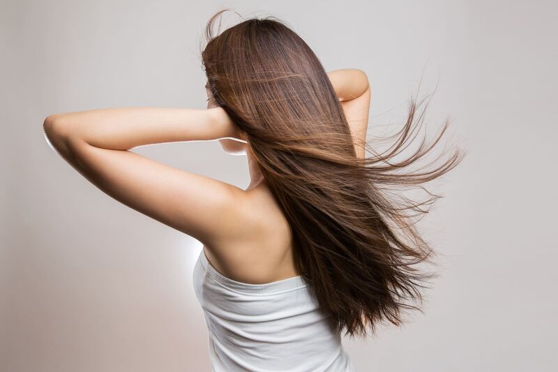 ロングヘアの女性